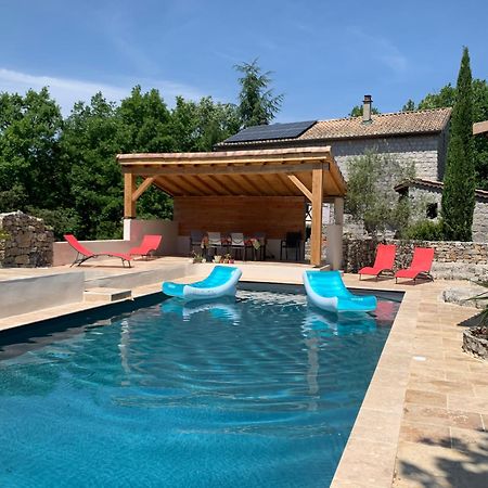 Le Mazet, Studio Avec Terrasse Et Acces Piscine Saint Alban Auriolles Exterior foto