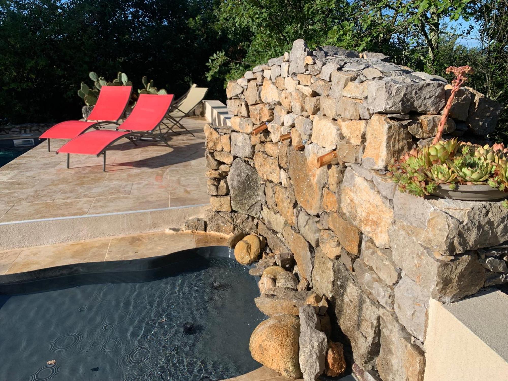 Le Mazet, Studio Avec Terrasse Et Acces Piscine Saint Alban Auriolles Exterior foto